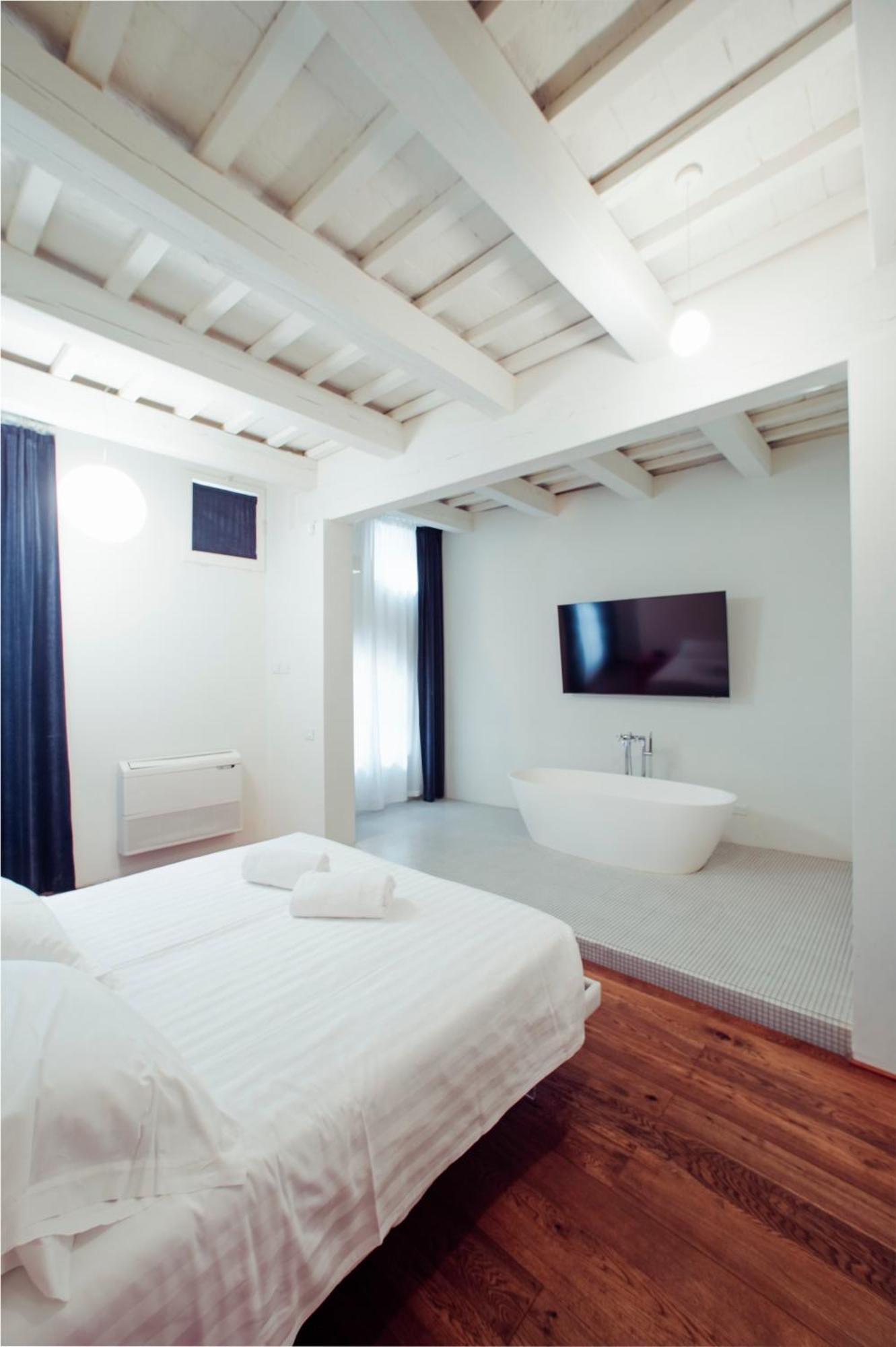 Apartment - Torricini View *